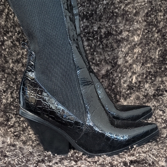 Elegant Azalea Wang Black Over-the-Knee Boots - Picture 4 of 9